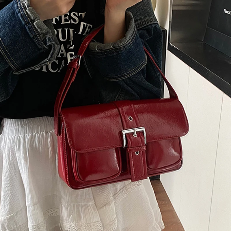 

Retro Red PU Small Square Bag for Women Korean Personalized Pocket Design One Shoulder Bags Versatile Party Handbags