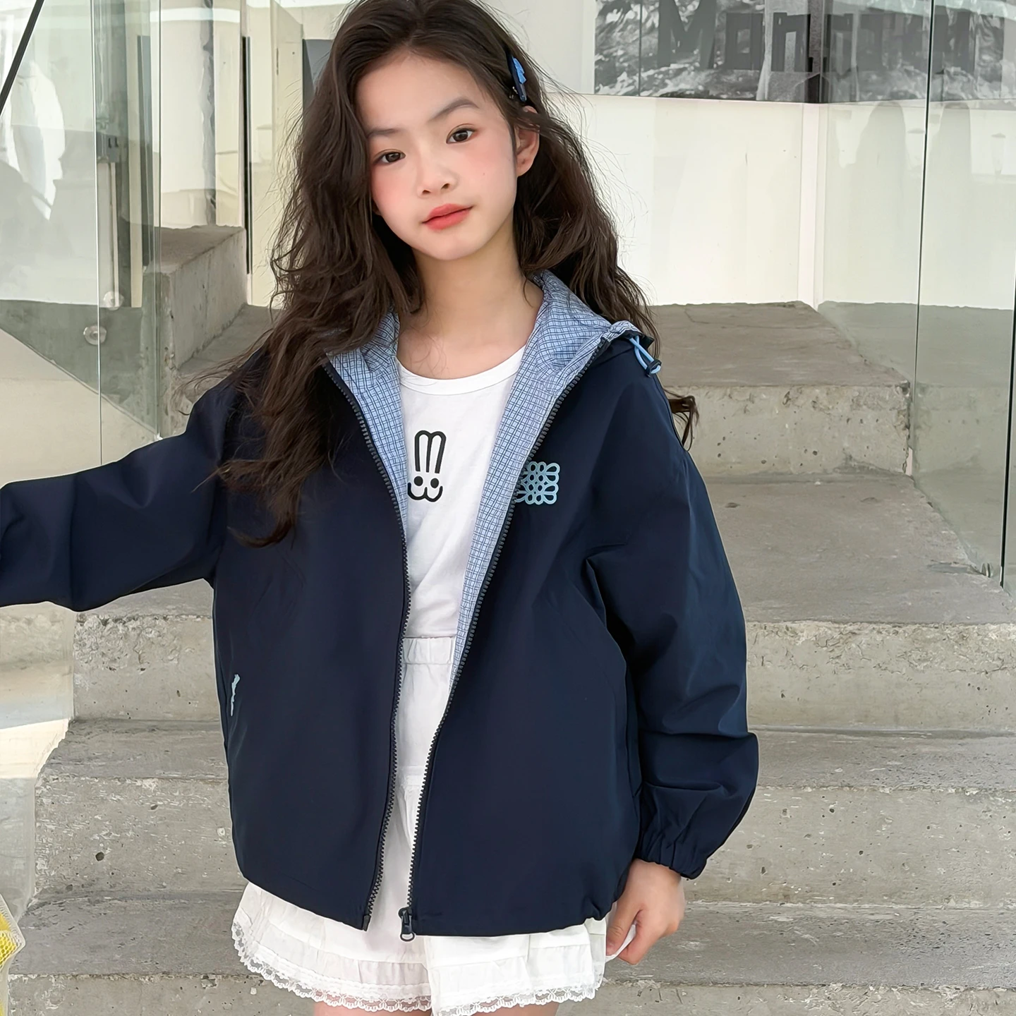 

Girls' outerwear children's girls' hooded super beautiful in spring and autumn, girls' unique and beautiful tops