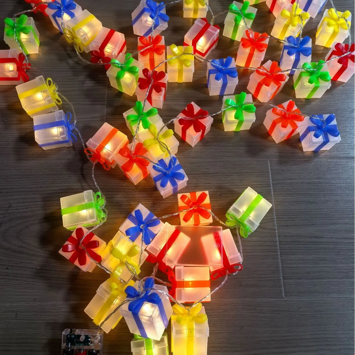 

Christmas Gift Box Led Light String Holiday Gift Box Colorful Lights Flashing Lights Christmas Tree Window Atmosphere Decoration