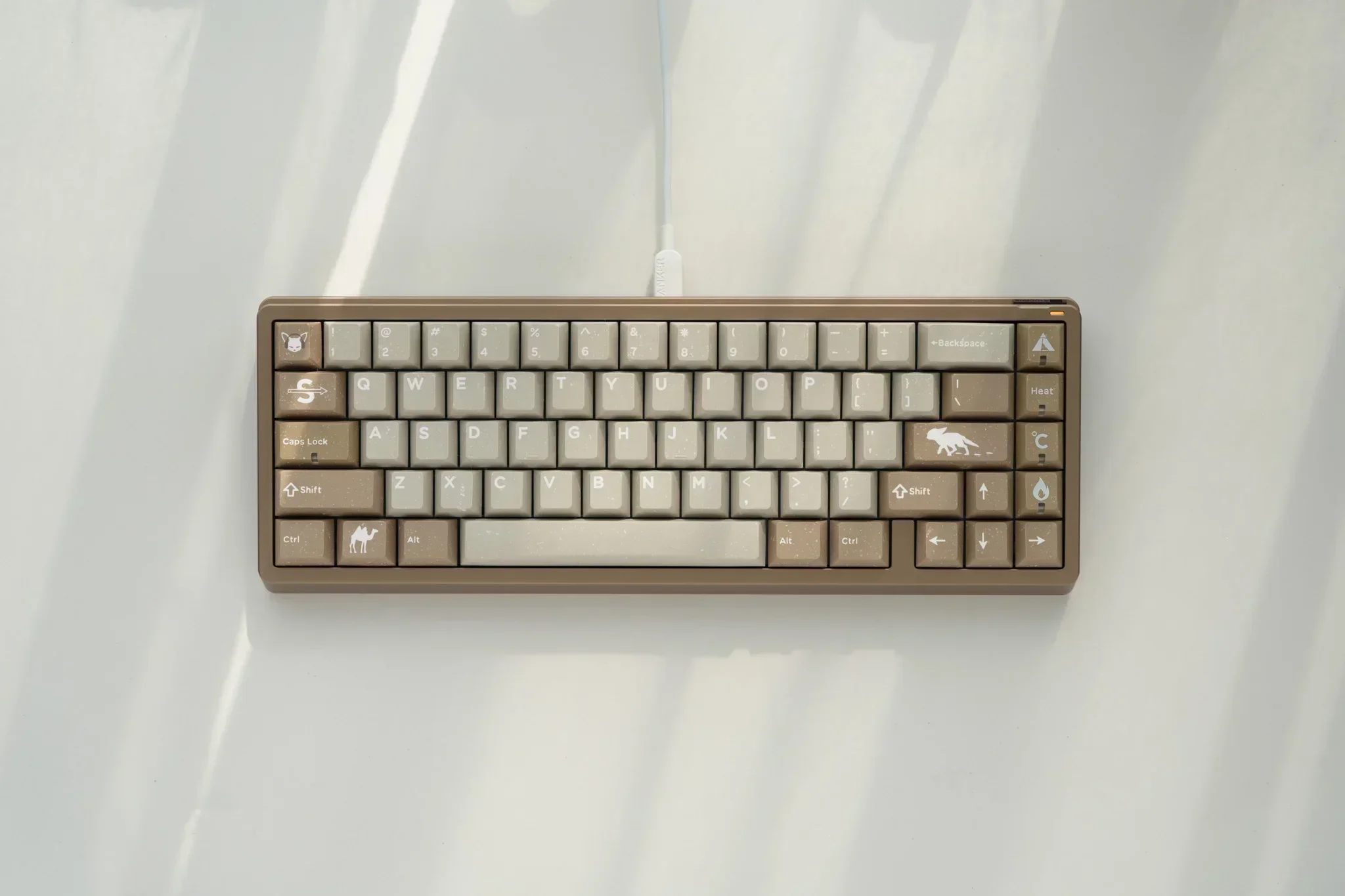 Single mode hot swappable, custom keyboard