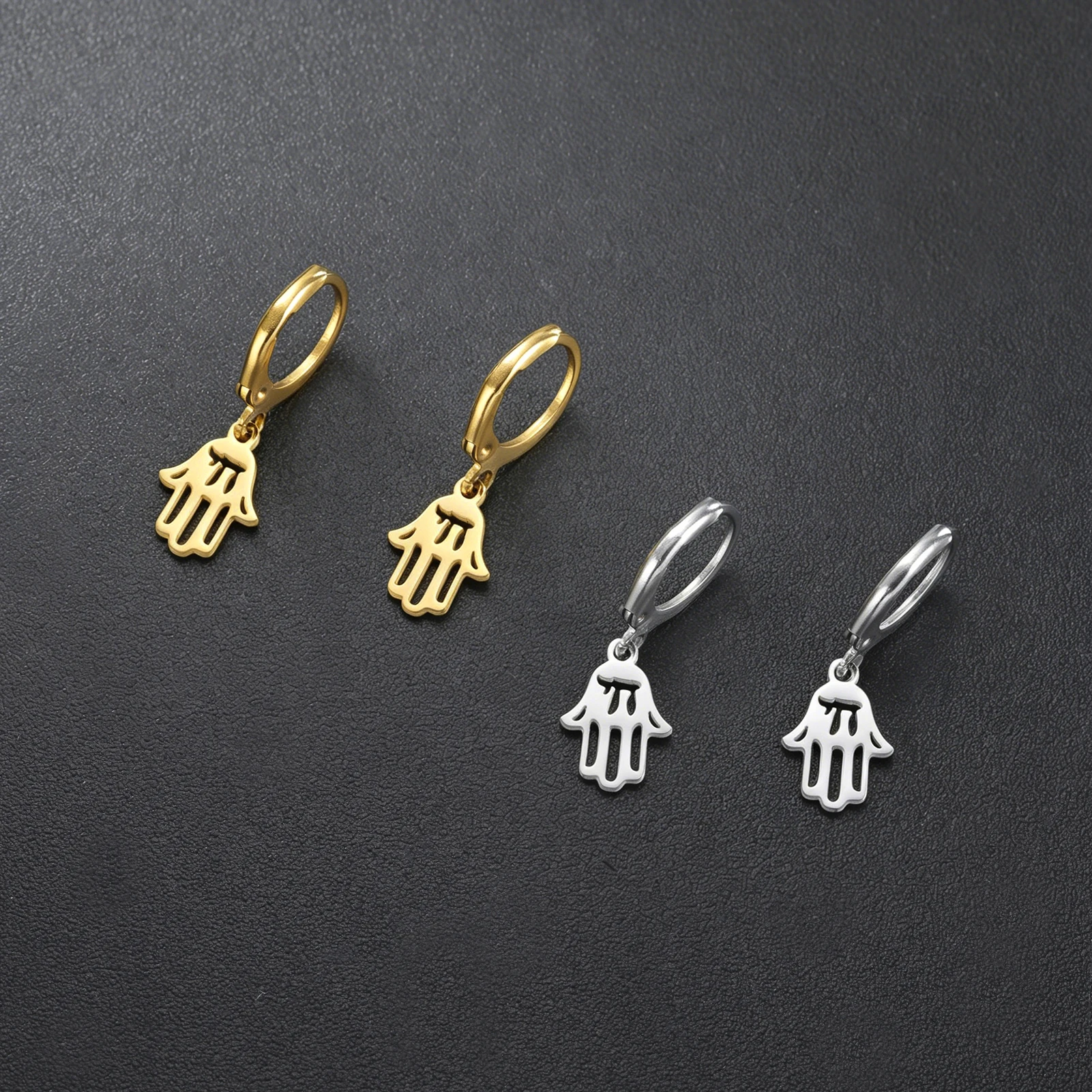 Hamsa Hand Chai Symbol Huggie Hoop Earrings Stainless Steel Jewish Fatima Hand Amulet Women Protection Jewelry Gift