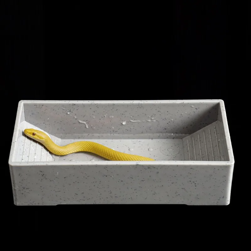 Pet reptile soaking bath tub, bathing tank for corn snakes, lizards, geckos, turtles, dedicated breeding and raising box, reptil