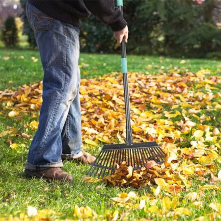 Ancinho de folhas de jardim resistente com 25 dentes de metal, alça ajustável de 18,5 polegadas de largura e 6 pés para quintal eficiente, gramado, arbustos e jardim le