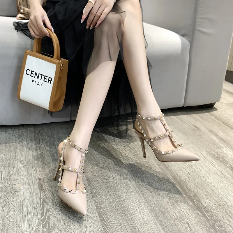 2024 Summer Brand Leather Women Sandals Classic Rivet Pumps Sexy Luxury High Heels Wedding Party Pointed Shoes