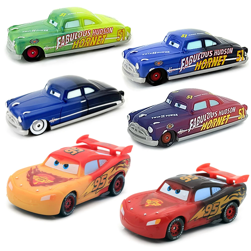 Cars Toy Color Changing Series Lightning McQueen Doc Hudson Plastic Diecast Model Piston Cup Racer Toy Cars