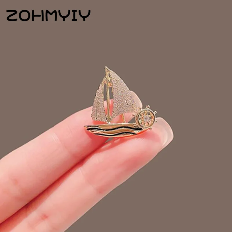 High End Temperament Badge Pins For Men Women Delicate Flash DrSmall Sailboat Brooch Anti Slip Buckle Clothing Accessories Gifts