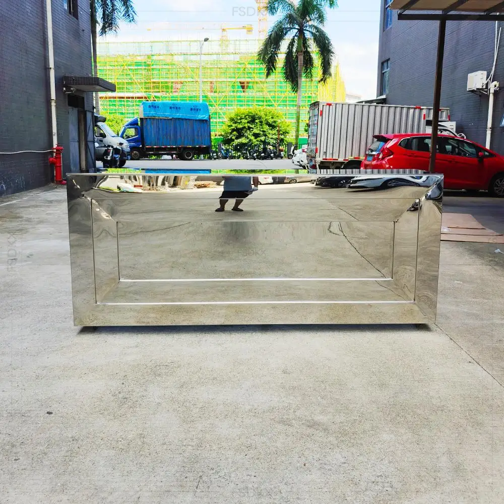 Factory Price with Lockable Wheels Silver Stainless Steel Frame Glass Top bar Table On Sale