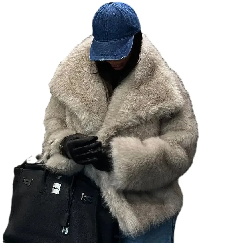 Nueva moda de invierno 2025 abrigo de piel esponjosa degradada para mujer, chaqueta de piel de zorro sintética con cuello de piel grande de lujo para mujer, abrigos para mujer