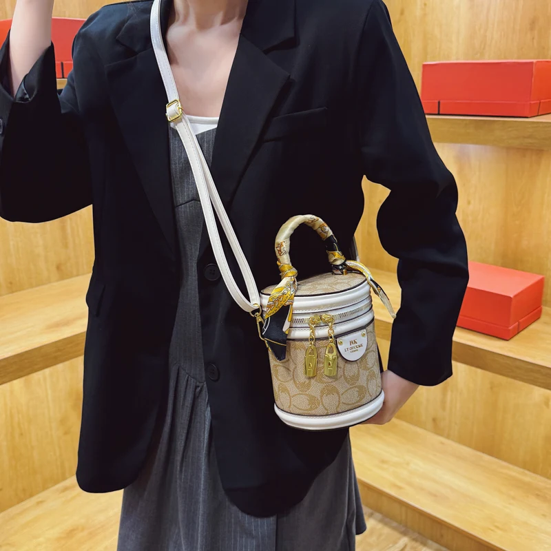 

Parisian Chic Crossbody Bag For Women Elegant Leather Handbag Luxury Designer Vintage Style