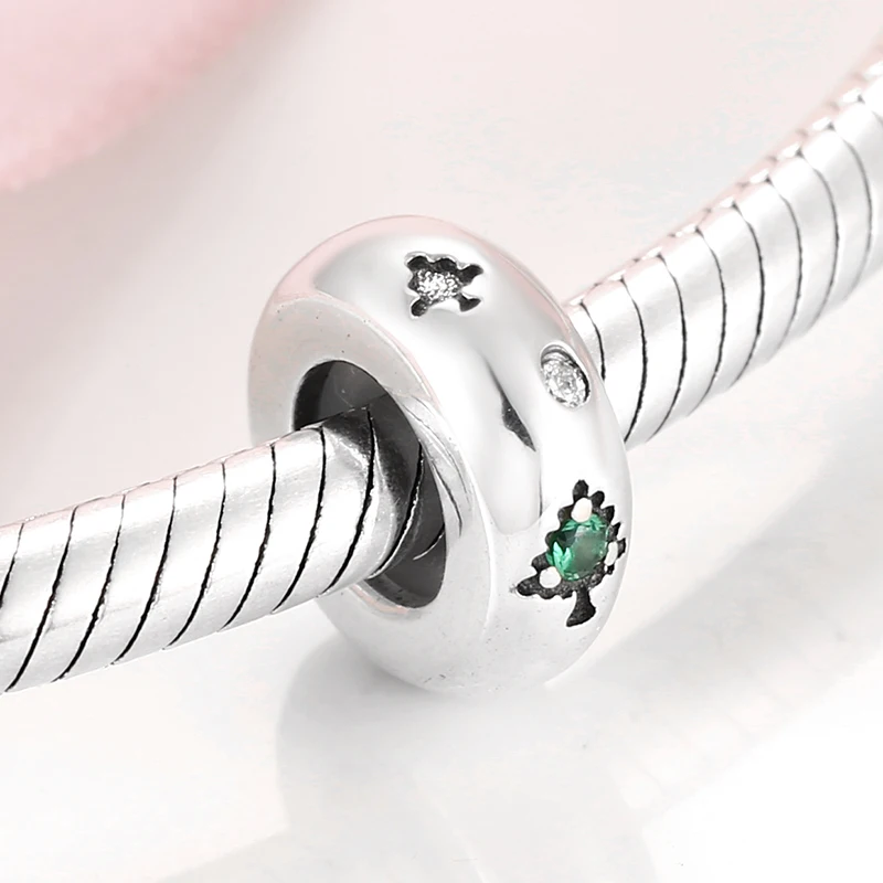 

Kataoka 925 Sterling Silver Bee Leaves Zircon Stopper Charm with Silicone for 3MM Snake Bracelet or Bangle Diy Jewelry