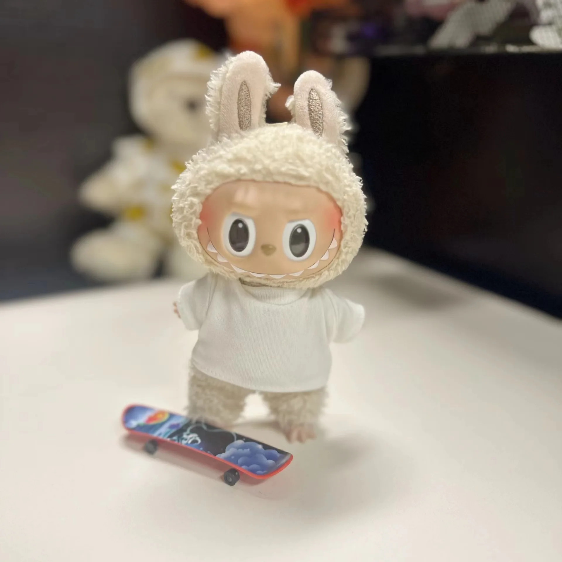 17cm Labubu Idol Dolls Clothes Skateboard t-shirt Denim Suit accessori corea Kpop Exo abbigliamento felpa con cappuccio peluche vestiti delle bambole