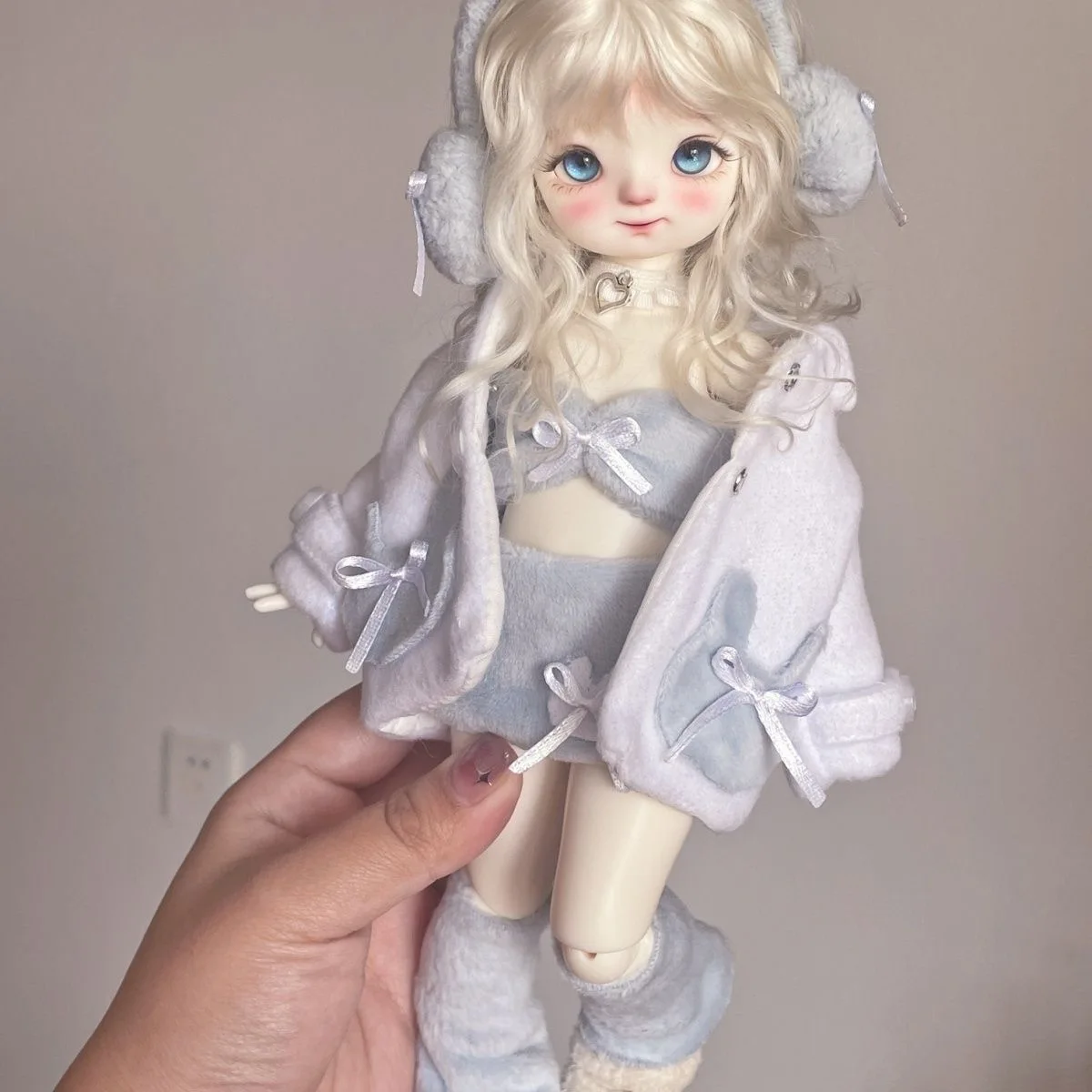 

BJD doll clothes suitable for 1/4 1/6 size Cute doll Plush jacket clothes suit doll accessories (7 points)