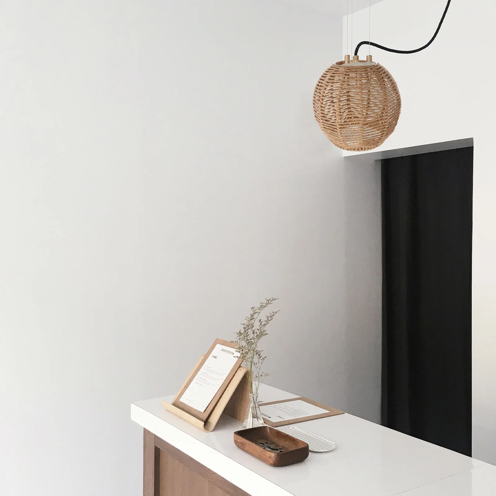 

Round Paper Lampshade Hand Woven Hanging Light Cover Vintage Pendant Shades for Bedroom Living Room Decor Ceiling Lighting