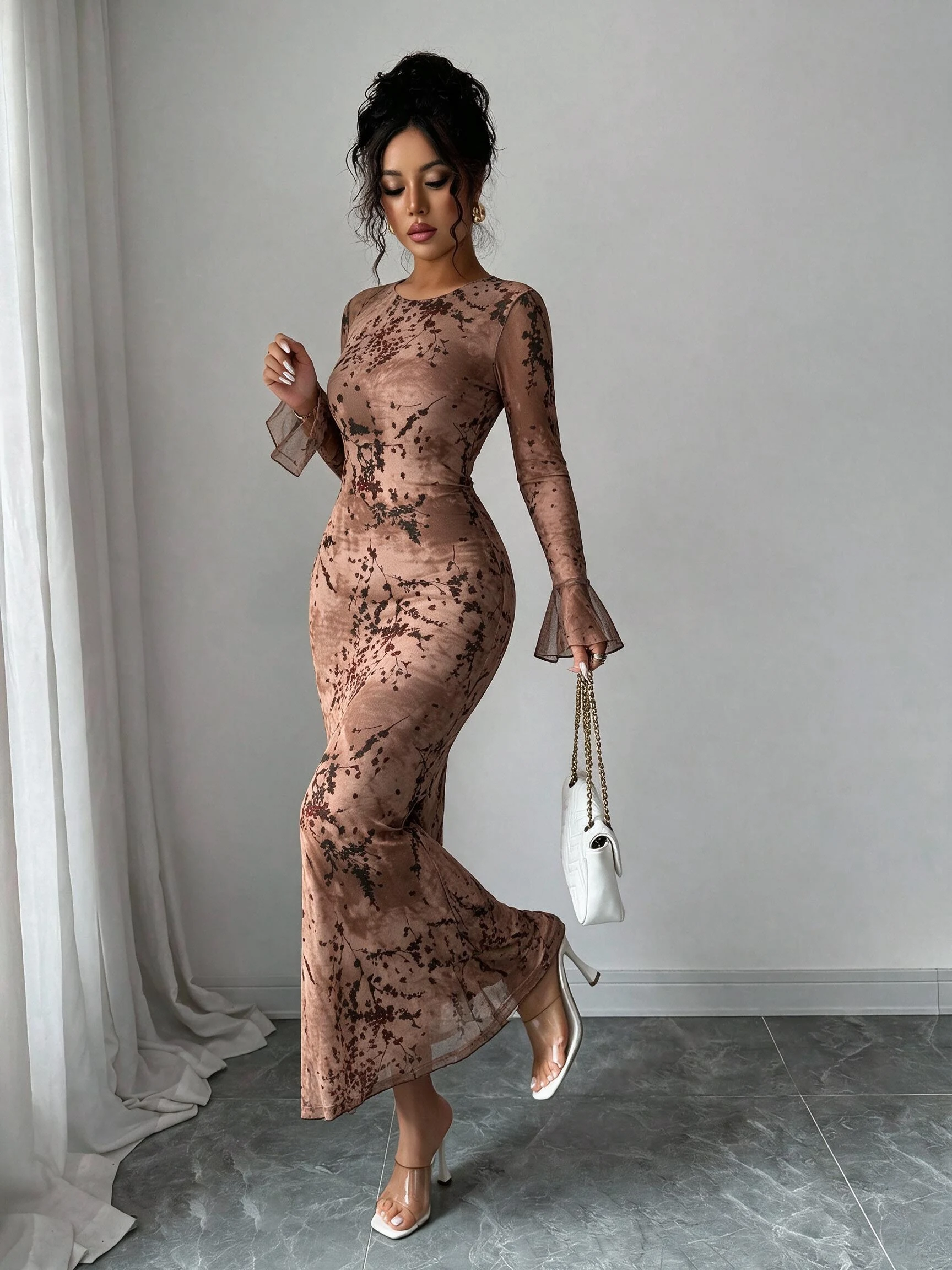 Damen Mesh Langarm Blumenmuster Maxikleid mit ausgestellten Ärmeln, figurbetontes Meerjungfrauenkleid, elegantes Abendkleid für Party und Clubwear. – Detail 2