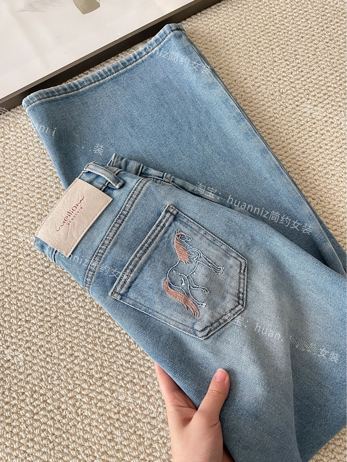 

High Waist Embroidered Denim Wide Leg Pants Women's Spring New Sle Light Blue Jeans und Length Pants Ladies Faion