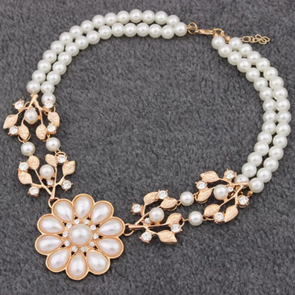 Fashion Pearl Necklace Women Double-Layer Flower Pendant Faux Pearl Elegant Chain Necklace Gift