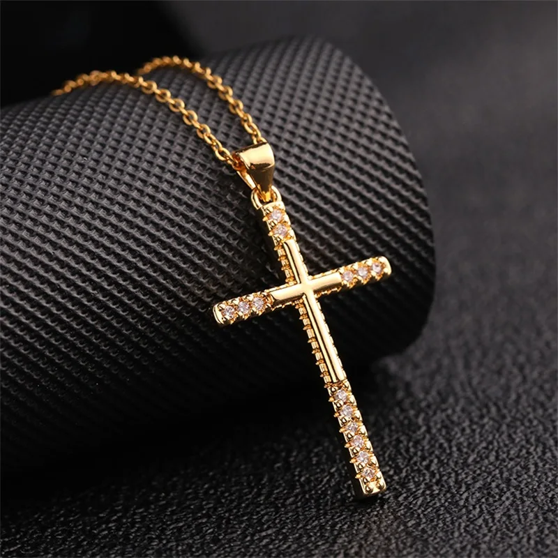 Classic Micro-Inlaid Simple Christian Cross Stainless Steel Necklace Fashion Wedding Versatile Clavicle Chain Pendant