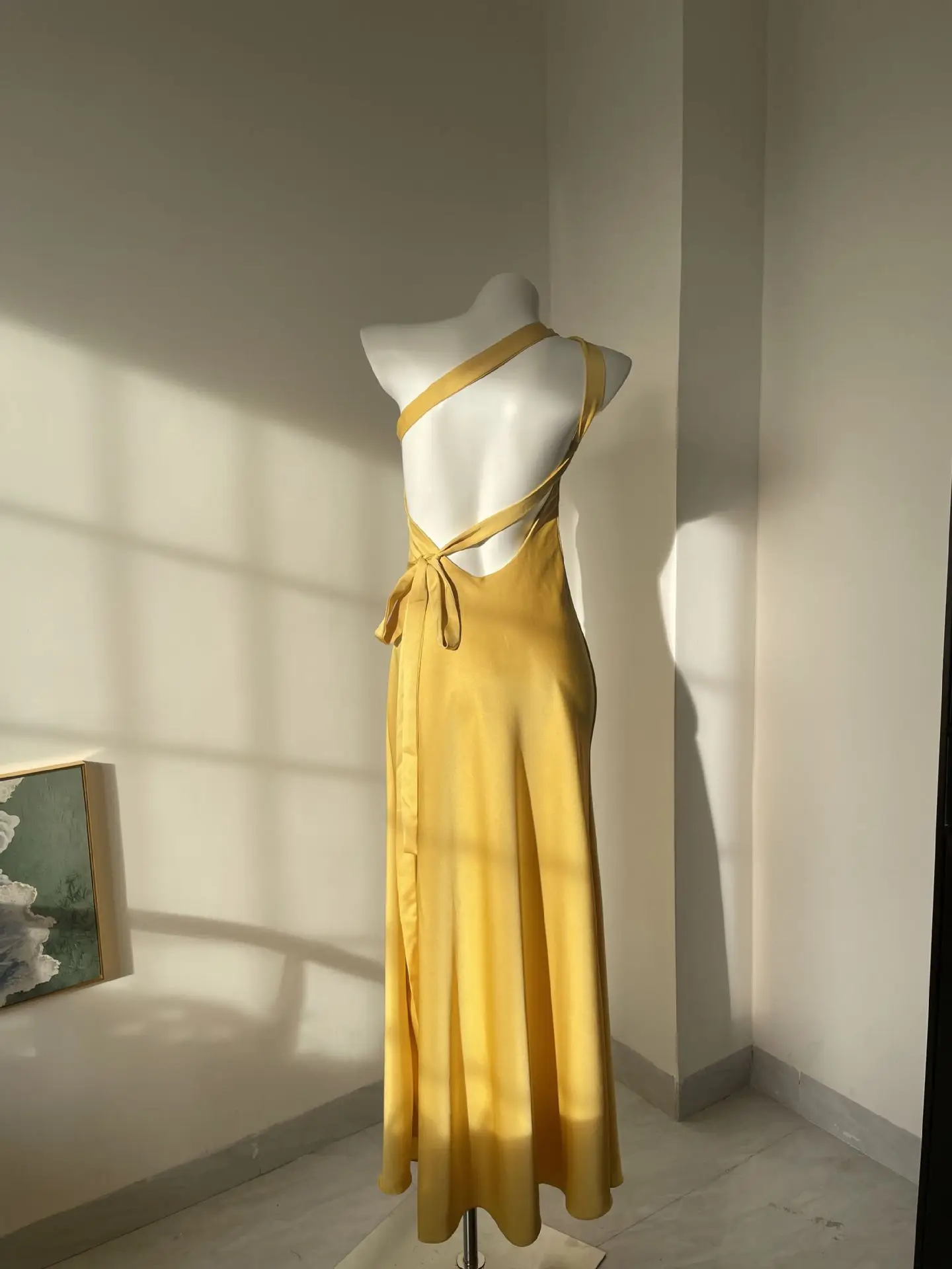 Sukienki wieczorowe Mingmingxi wysokiej jakości, letnie, celebryckie, seksowne, damskie, bez pleców, maxi, na imprezę, złota, elegancka sukienka satynowa.