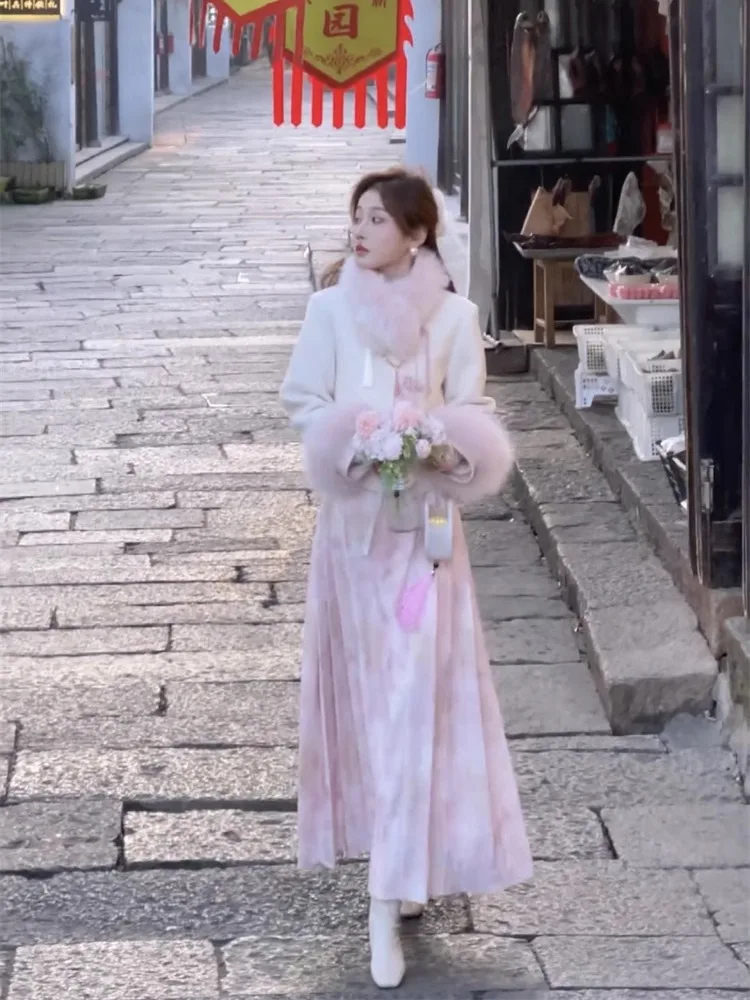 

New Chinese style exquisite coat+pleated half skirt set winter new women fashion elegant temperament two piece set