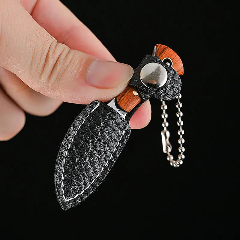 Mini Stainless Steel Vegetable Wealth Knife Keychain Non-Folding Creative Pendant Keyring Disassembly Delivery