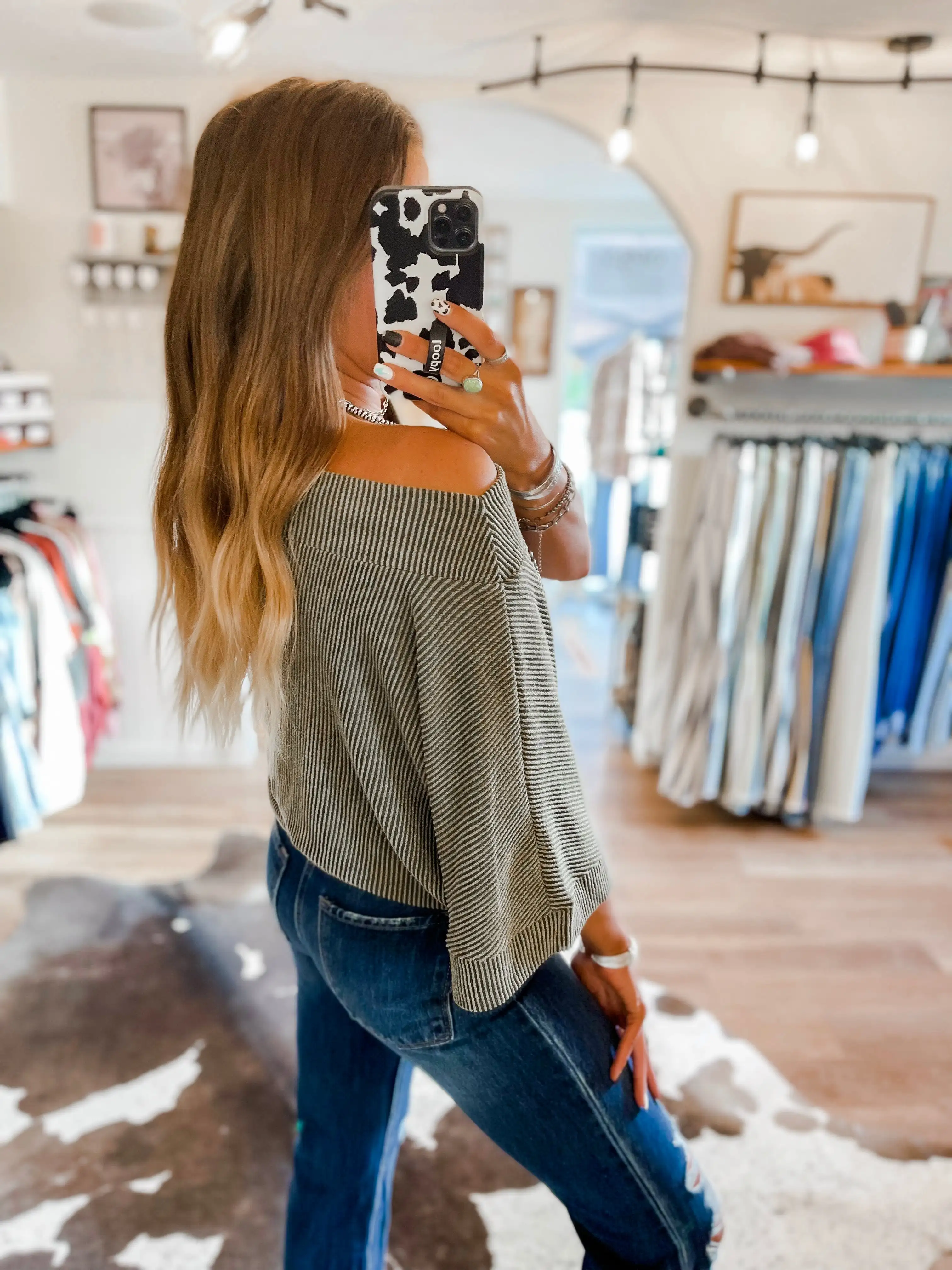 여성의 새로운 가을 느슨한 캐주얼 순수 컬러 Batwing 슬리브 풀오버 긴 소매 스웨터 LD800019