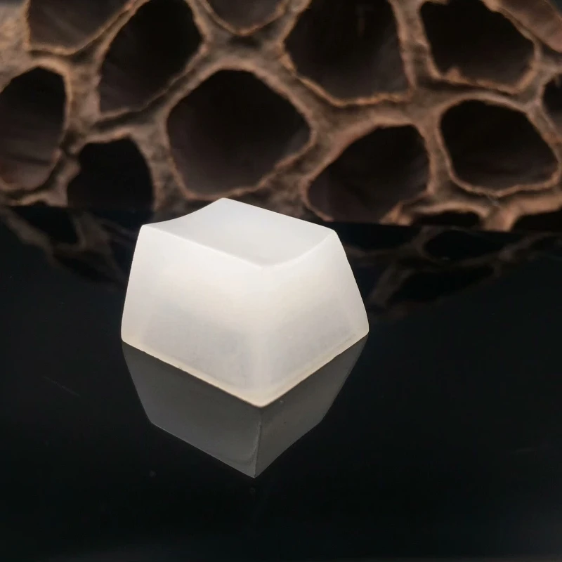 

ECHOME Custom Jade Keycaps Cherry Profile Smooth Evenly Translucent Original Hand-carved Key Cap for Mechanical Keyboard Gift