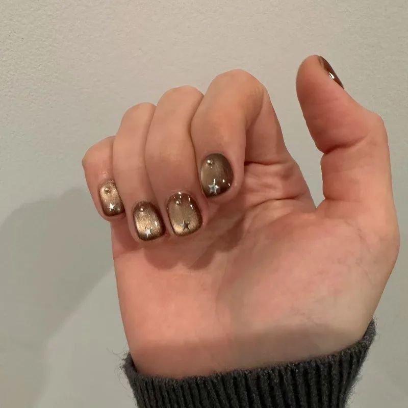 10 szt. Ręcznie Robione Paznokcie Naklejane Jesienno-Zimowe Brązowe Kocie Oko Gwiazda Samoprzylepne Sztuczne Paznokcie Damskie Wielokrotnego Użytku Naklejane Paznokcie