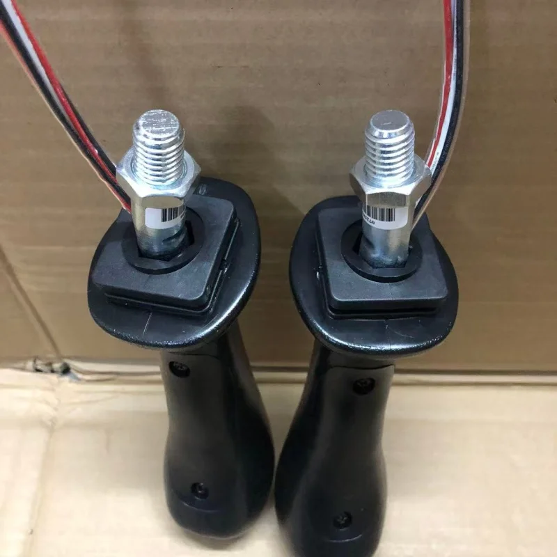 3-button Grab Handle Wheel Excavator Modified with Wood Iron Wood Steel Grab Control Lever High quality 3