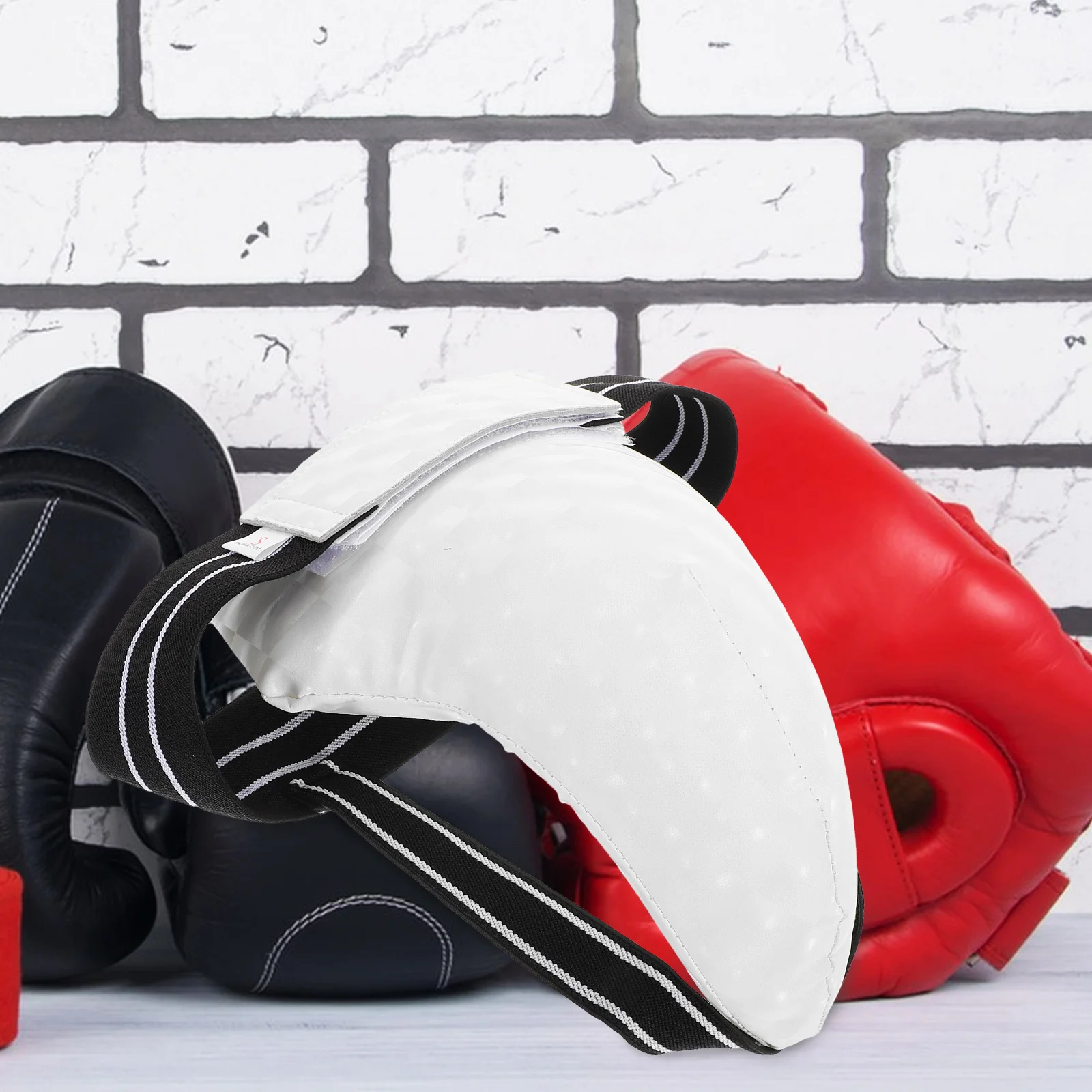 

Adjustable Kids Groin Guard Pattern Design Breathable Protector for Taekwondo Karate Boxing Sparring Kids Groin Protector Boxing