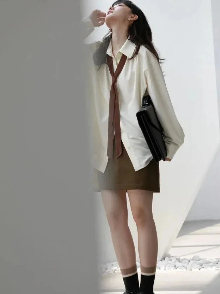 Camisa minimalista de manga larga con botones para mujer, camisas de corbata sólidas de estilo coreano, blusa, ropa suelta, Tops de primavera
