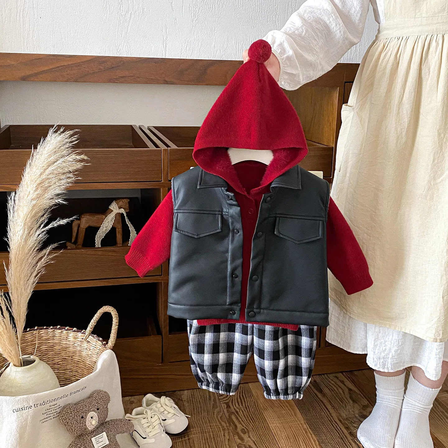 

New Winter Children Clothes Set Solid Newborn Girls Leather Vest Hooded Knit Kids Girl Sweater Plaid Thick Warm Infant Girl Pant