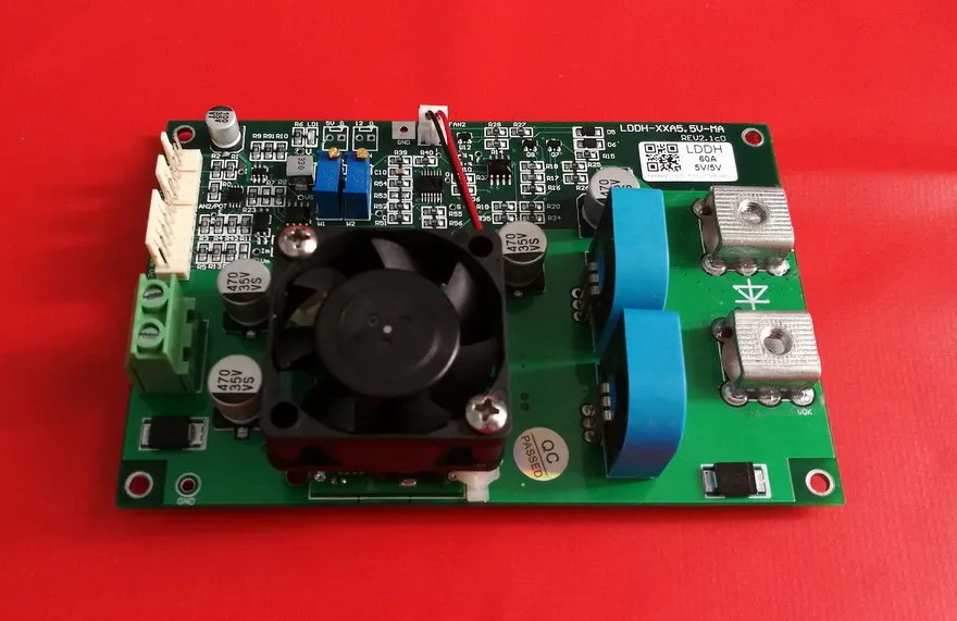 

Плата питания лазера, полупроводниковый лазер, плата драйвера лазерного диода, 60А5,5В, высокая скорость