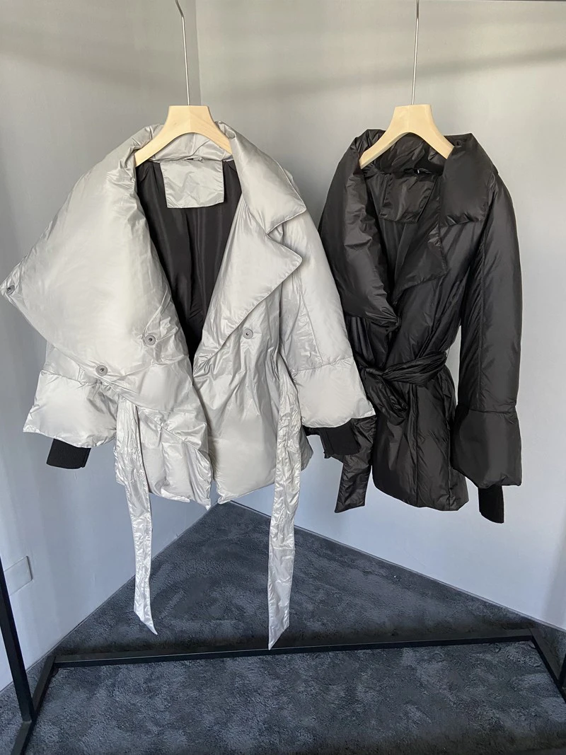 Piumino da donna invernale 2025 Giacca ampia con cinturino per pendolari