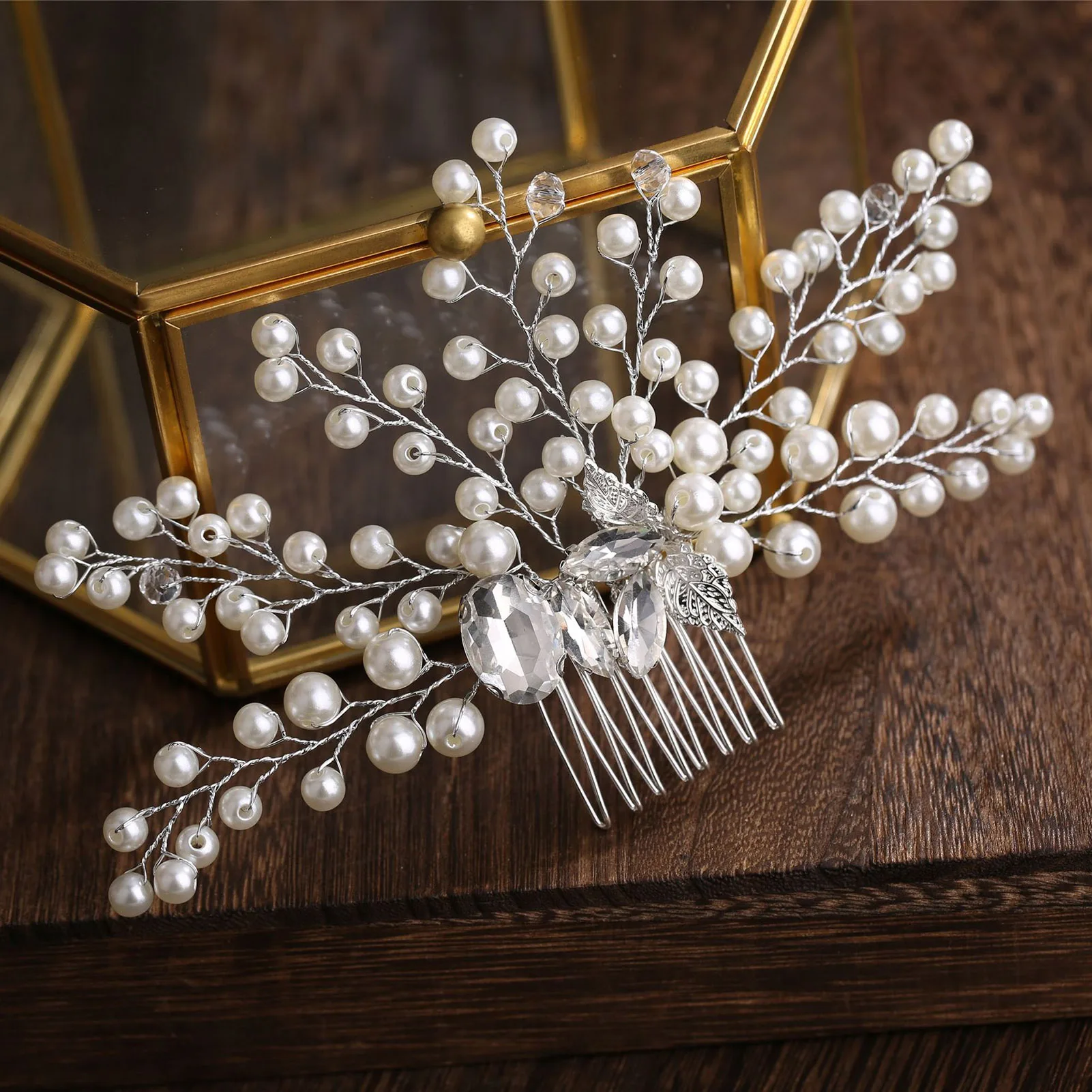 

Bridesmaids Hair Comb Peals Rhinestone Hair Styling Tool Hair Accessories for Women Valentine's Day Christmas Dating Headwear
