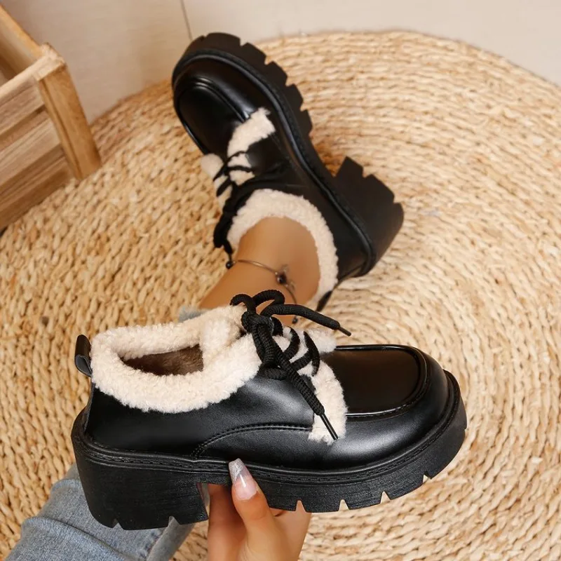 Women's Platform Shoes Round Toe Chunky Block Heel Lace-Up Oxfords with Fleece-Look Trim and Smooth Leather-Look Upper Finish
