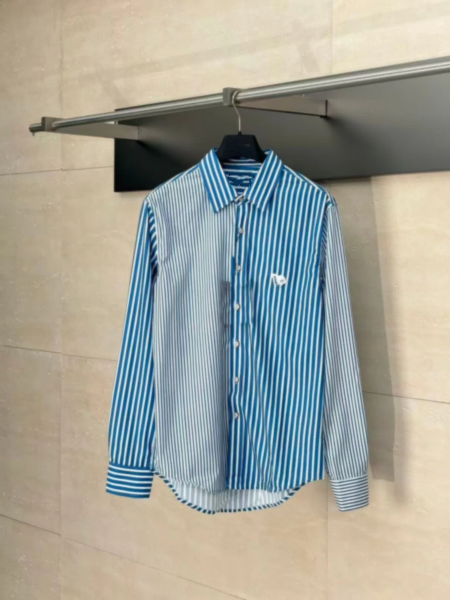 

European Style Long Sleeve Shirt Men's Loose Fit Slimming High Quality Pressed Flower Collar Versatile Style Organic Cotton