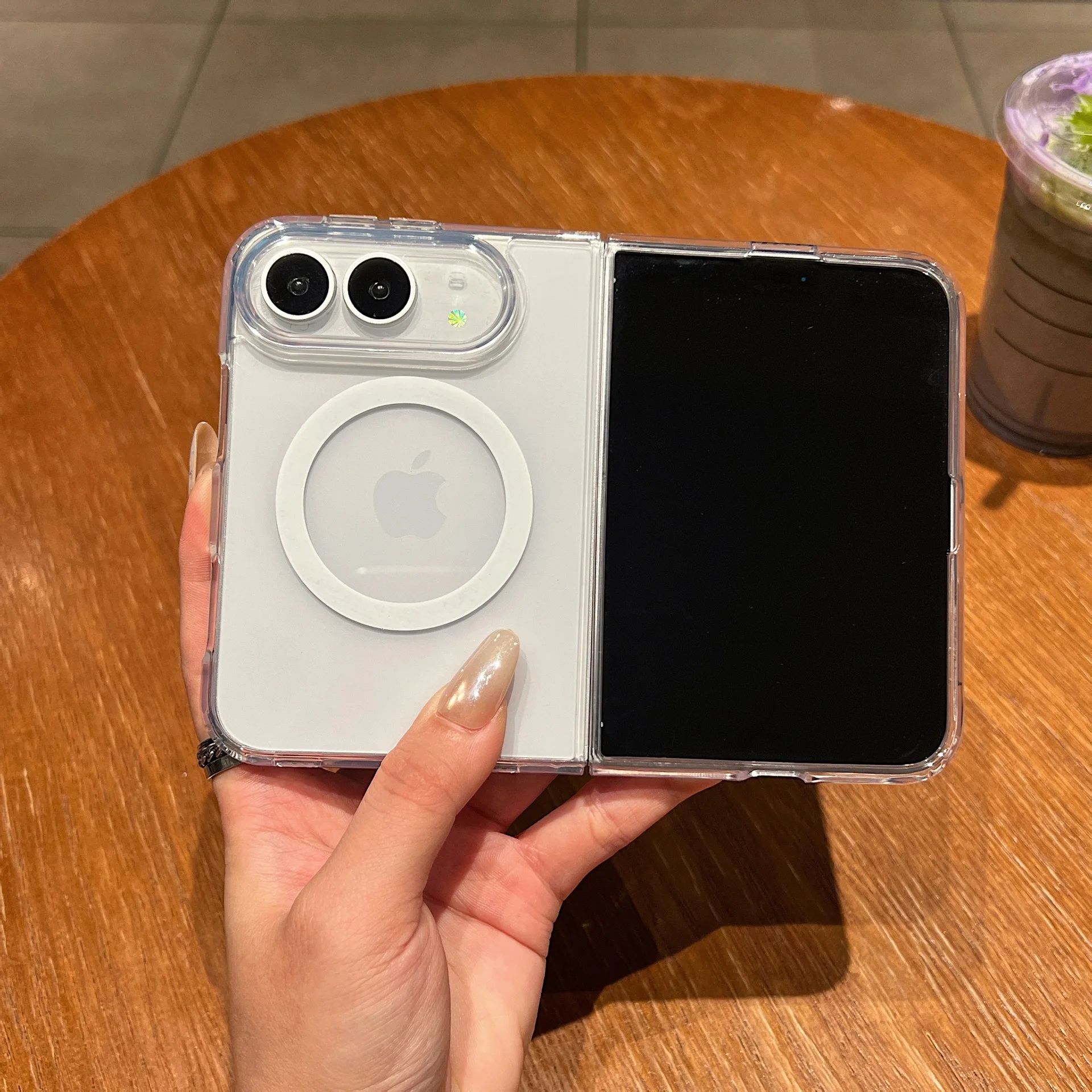 Coque de téléphone transparente, fine, mate et givrée pour iPhone Duo, compatible MagSafe, avec chargement sans fil, antichoc, dos en PC.