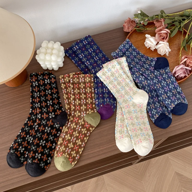 1/5 Paar Damen-Herbst-Retro-Muster, farbblockierte Mittelrohrsocken, lässige, bequeme Socken, modische, vielseitige Damensocken