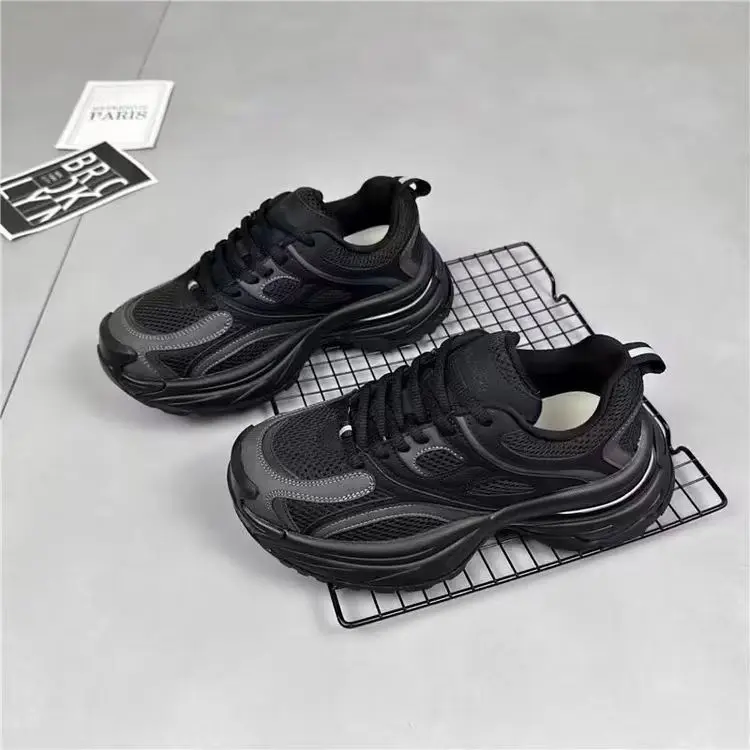 

Platform female explosion 2024 spring and autumn new retro versatile student casual sports shoes