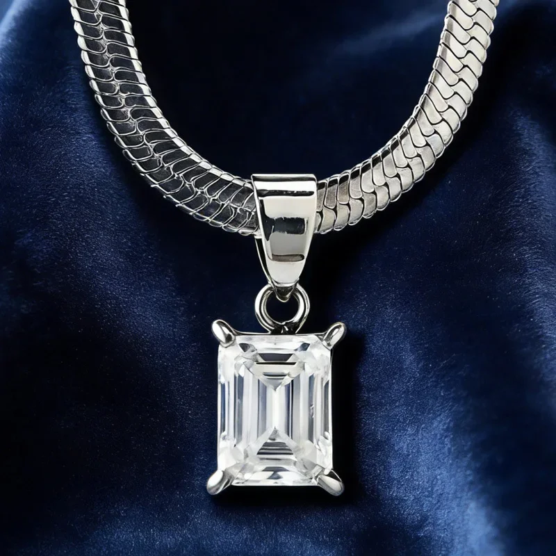 

1 шт. Роскошное и сверкающее прямоугольное колье из синтетического муассанита весом 2,0 карата, подходит как мужчинам, так и женщинам.