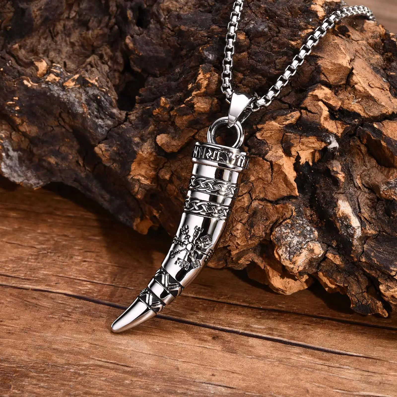Vnox Rock Punk Viking Horn Necklaces for Men, Stainless Steel Norse Celtic Knots Compass Pendant Collar, Amulet Gift Jewelry