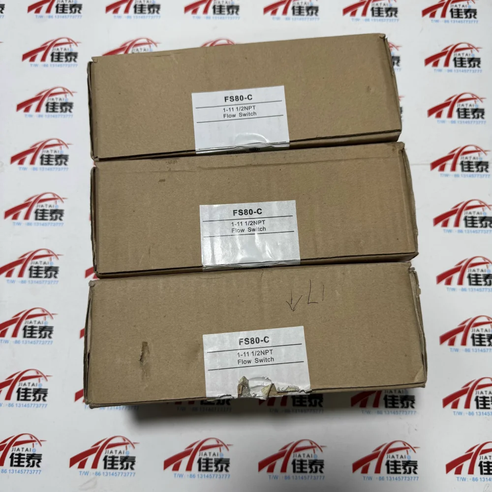 

A brand new genuine Johnson FS80-C target water flow switch central air conditioning flow switch one inch