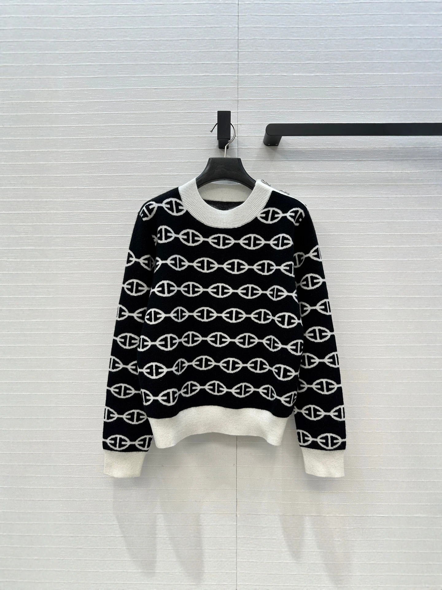 

Autumn Winter Women's Long Sve Camere Knitted Sweater South Oil High Defn Original Quali 2025 New Pig Nose Pattern