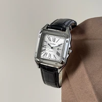 Montre à quartz pour homme avec chiffres romains carrés, boîtier en acier inoxydable de luxe, bracelet en cuir noir, montre-bracelet de style automatique, étanche, montre de cérémonie, affichage de la date, montre élégante, adaptée à un usage quotidien décontracté et formel pour les hommes. 3