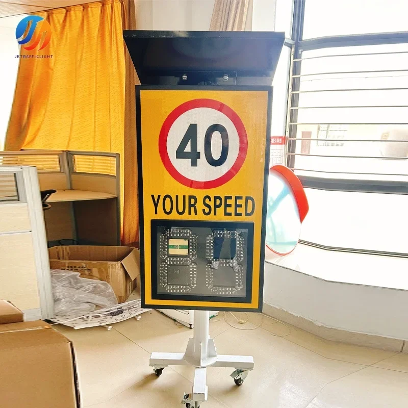 Hot Radar Speed Detector for Traffic Vehicle Capture Solar Radar Speed Detector for Road Safety