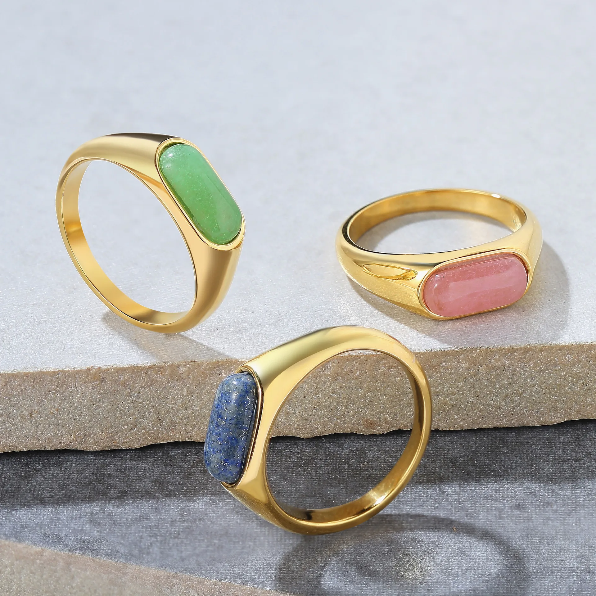 

Fashionable and Simple Emerald Jewelry Ring Stainless Steel Material 18k PVD Electroplating Waterproof Ring 2024 New
