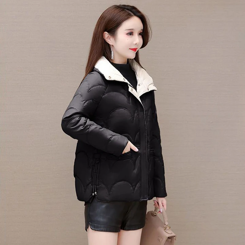 Highend Fashion Short Light Down  Female Winter Explosions Temperament Loose Stand Collar White Duck Down Warm Coat Female