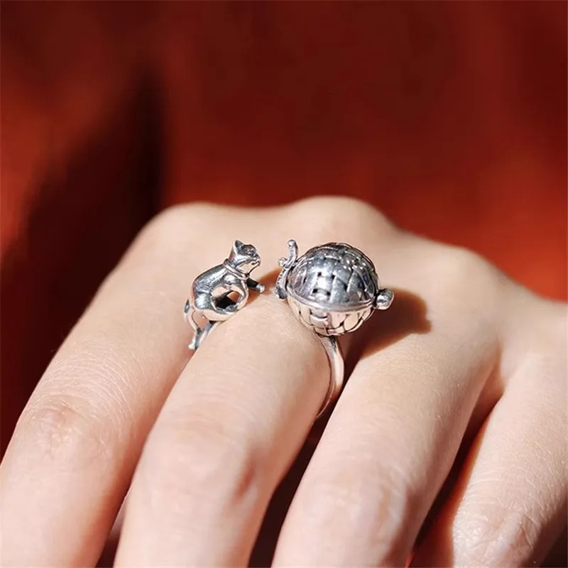 Cute Fortune Cat Shape Opening Rings For Women Silver Color Vintage Hollow out Aromatherapy Ball Rings Finger Ring Girl Jewelry