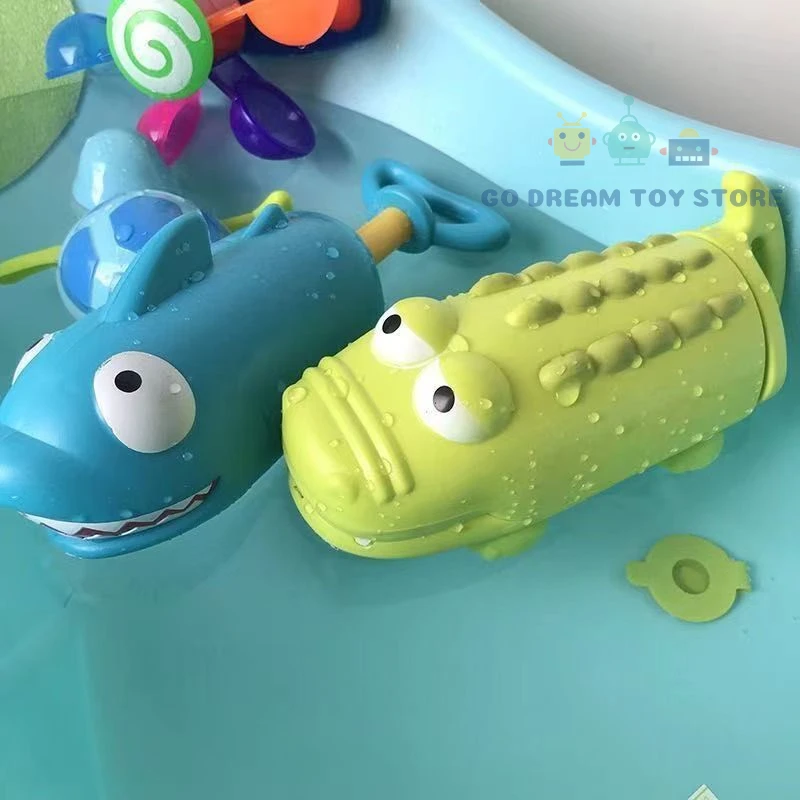 Kids Pull-Out Water Gun Toys For Children Shark Cartoon Design Summer Play Beach Watergun Sprinkler Bathroom Shower Bath Toys