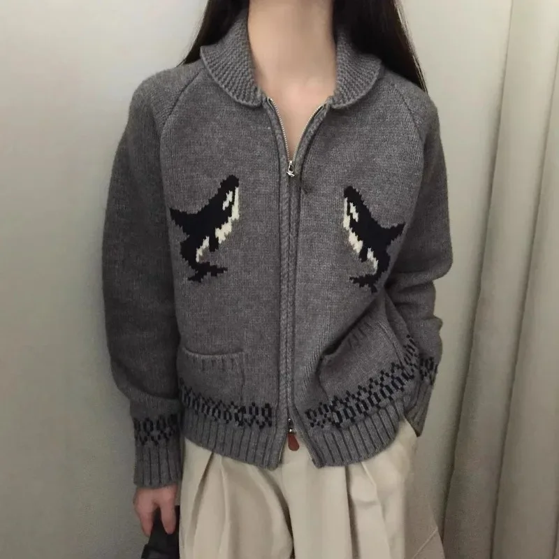 

Korean Style Cartoon Tishu Dolphin Lapel Zipper Knitted Cardigan for Women Autumn and Winter New Retro Sweater Jacket